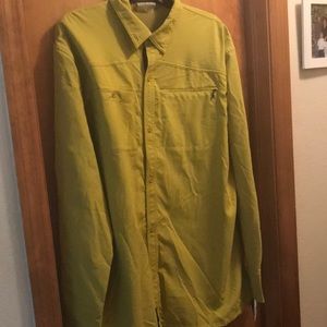 BNWT Men’s long sleeve mustard Cabella’s